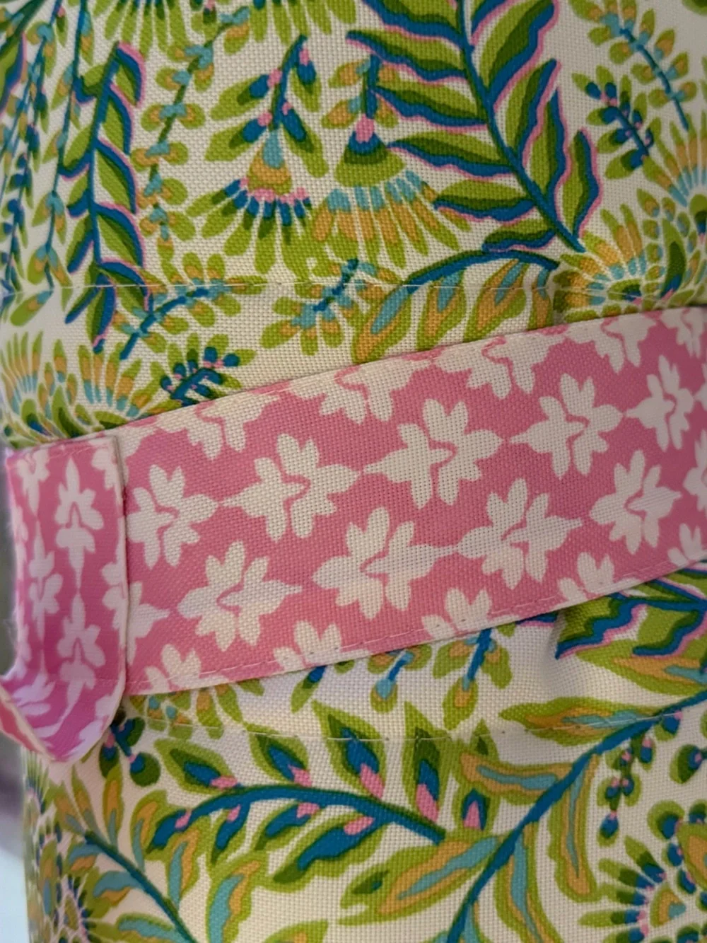 Tommy Bahama Reversible Outdoor picnic Blanket Throw picnic tropical pink green